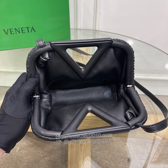 Bottega veneta高端女包 8546B BV寶緹嘉2021包包最新triangle倒三角手提單肩斜挎包三角包  gxz1250